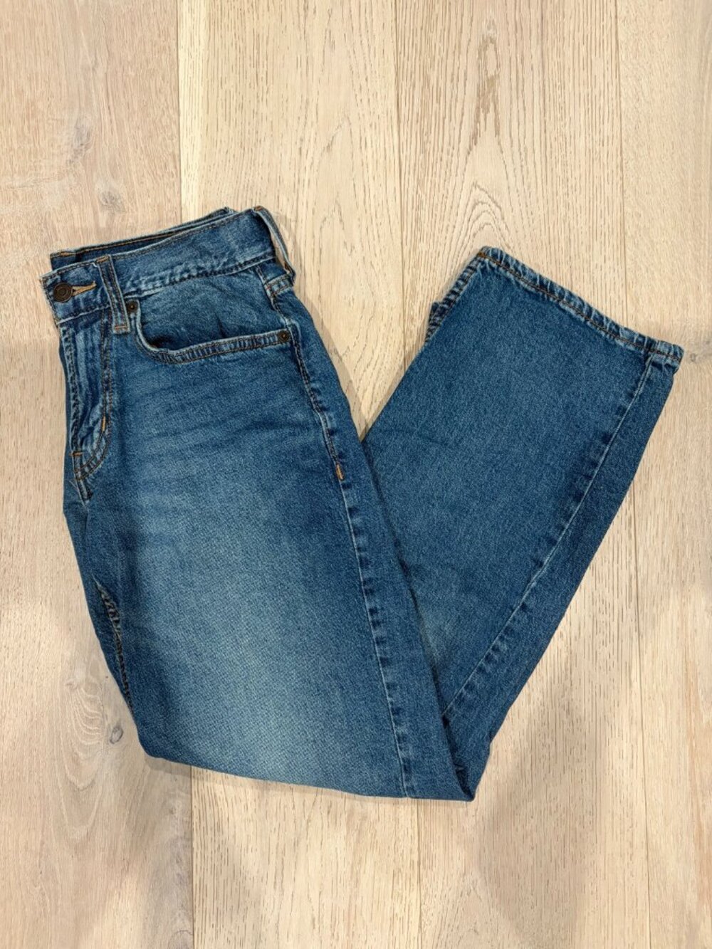 Old Navy 28x30 Loose Blue Jeans